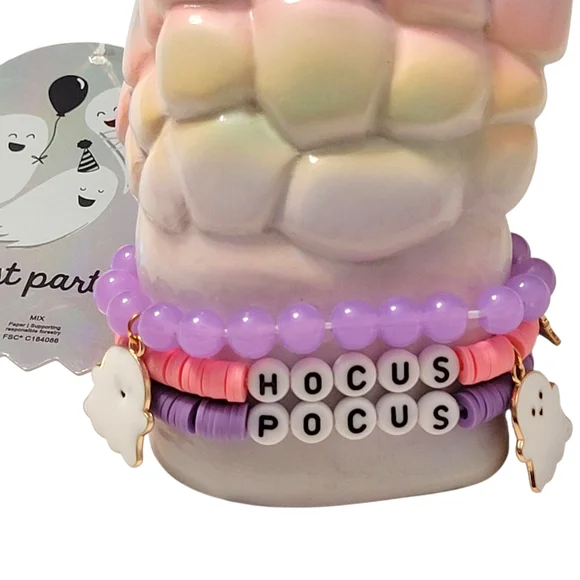 NEW Pastel Skeleton Heart Hands Kawaii Halloween Decor Summerween TikTok Viral - Picture 2 of 14